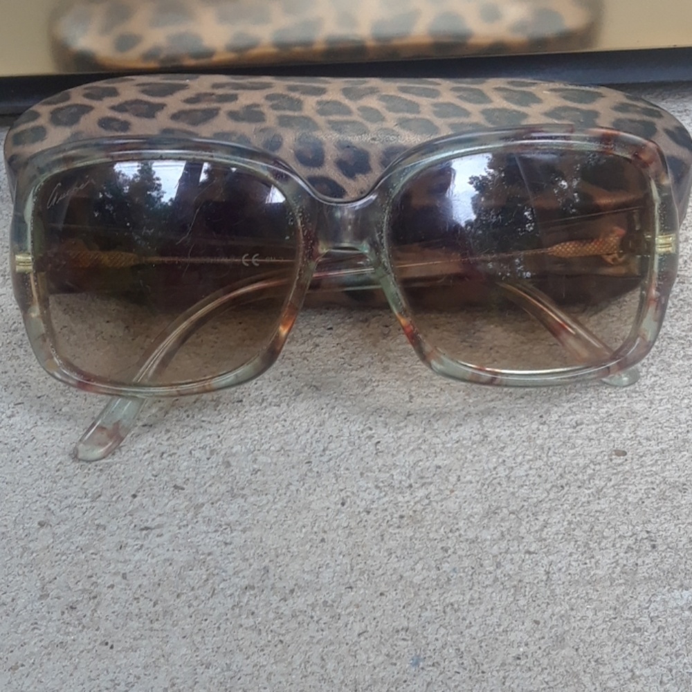 Gucci azure flowers sunglasses 100% authentic